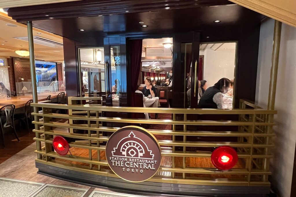 食堂車のようなイメージ画像