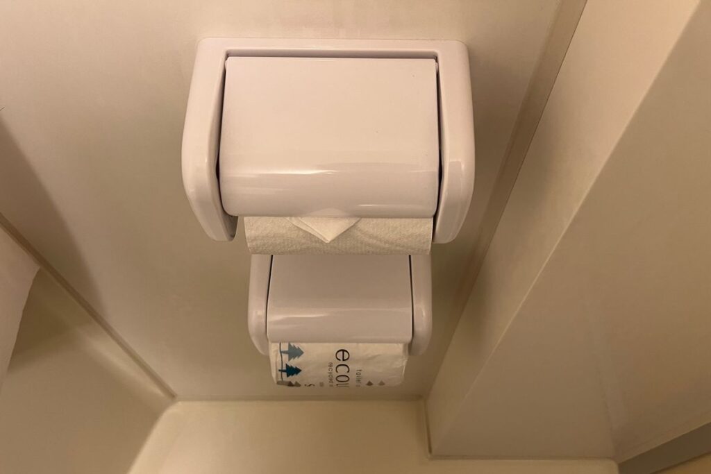 トイレットペーパー