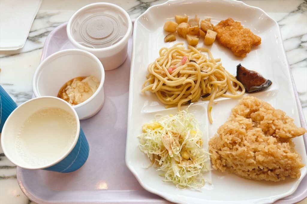 朝食の画像